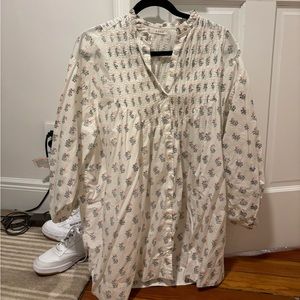 Like new lovely printed Doen shirt dress. Size xs.